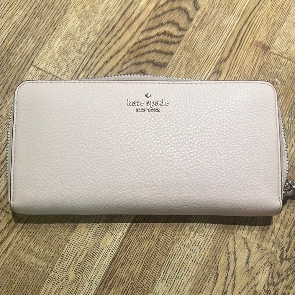 Kate Spade pale pink Pebbled Leather Bag wallet clutch
